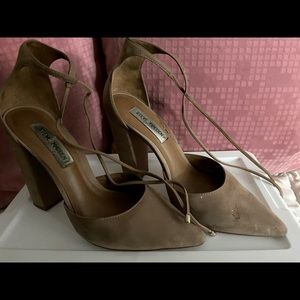 Chunky Nude Heels w/ Tie-up